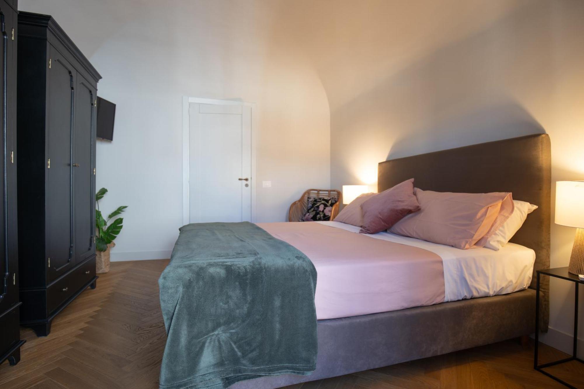 Mirone - Suite Apartments Catania Centro Buitenkant foto