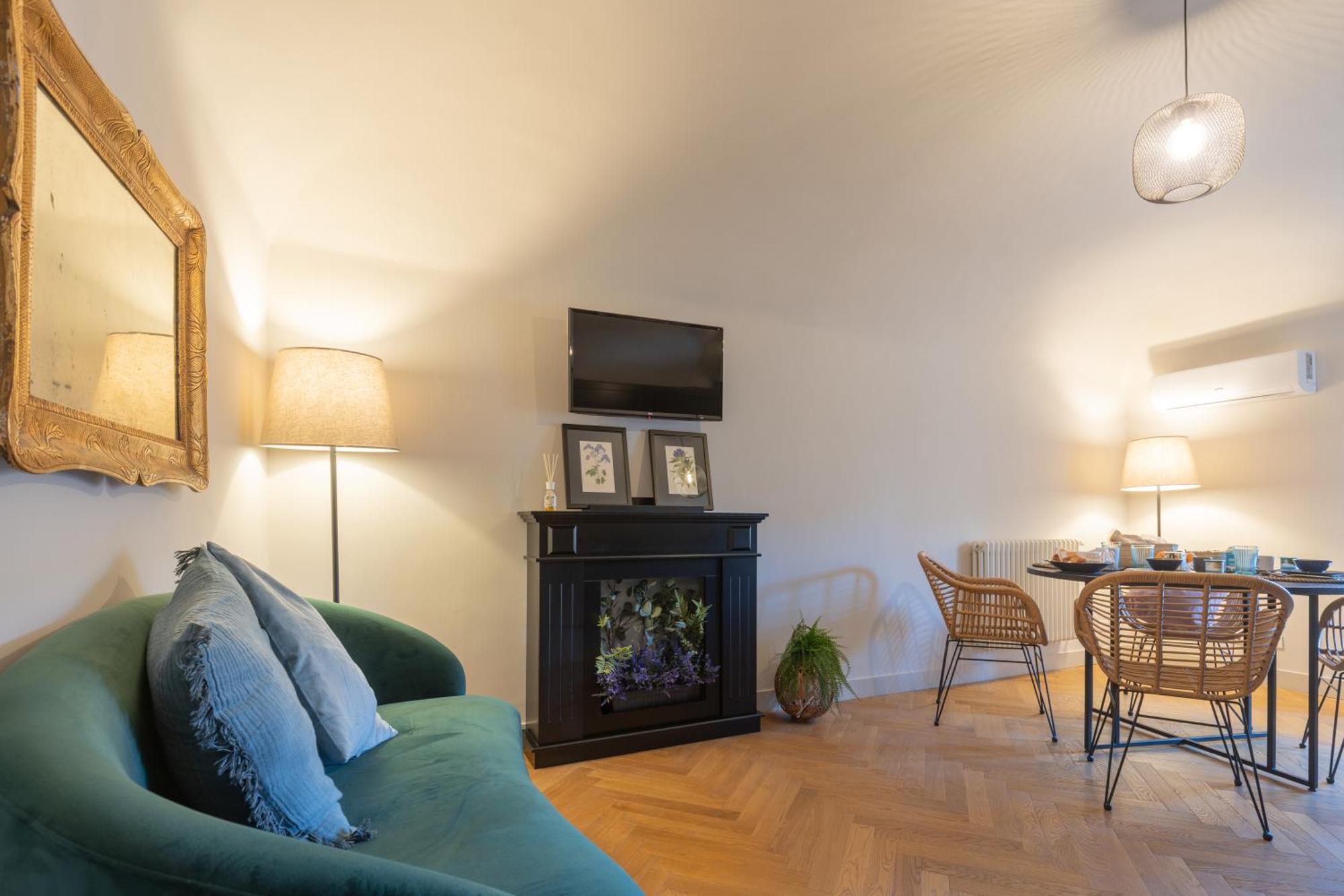 Mirone - Suite Apartments Catania Centro Buitenkant foto