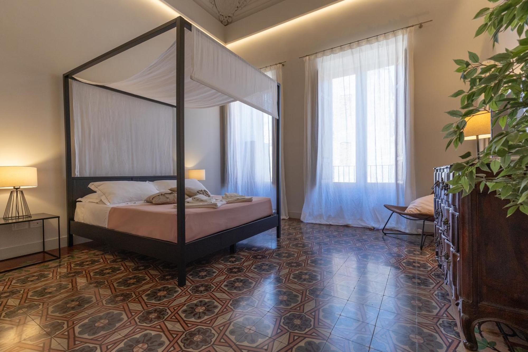 Mirone - Suite Apartments Catania Centro Buitenkant foto