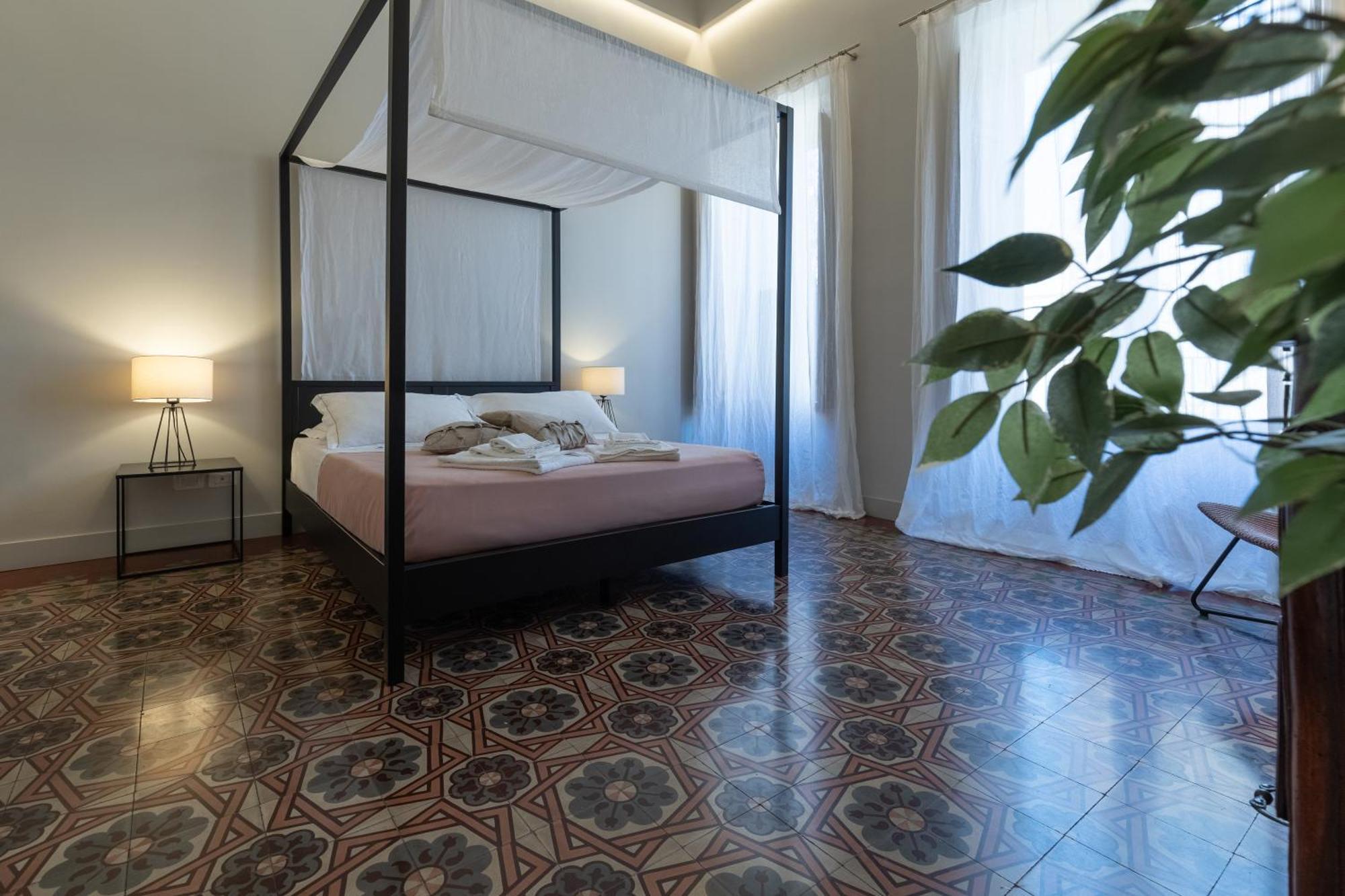 Mirone - Suite Apartments Catania Centro Buitenkant foto