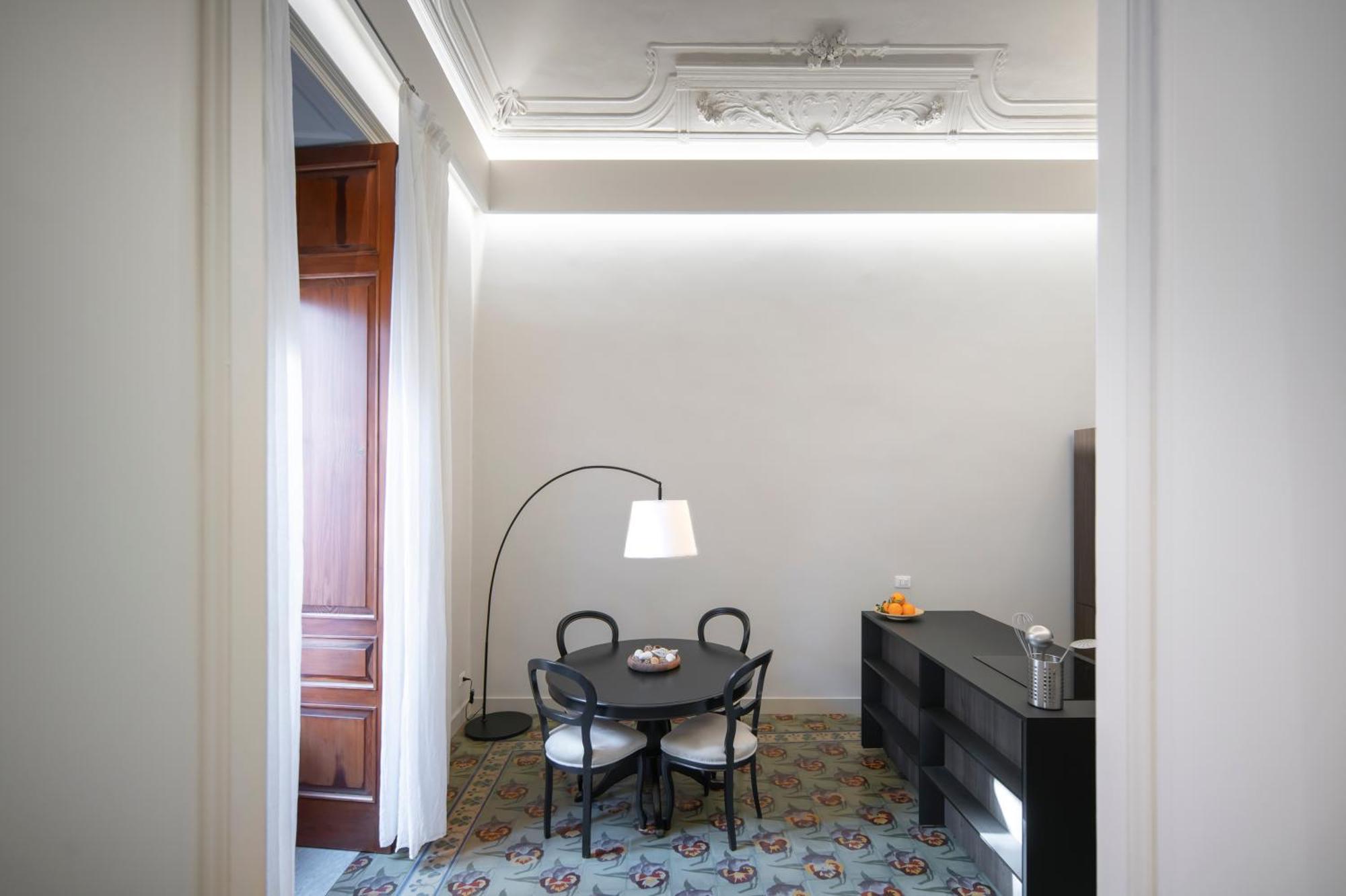 Mirone - Suite Apartments Catania Centro Buitenkant foto